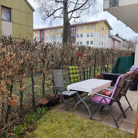 3 In Markt Schwaben, Kueche, Bad, Terasse דירה *